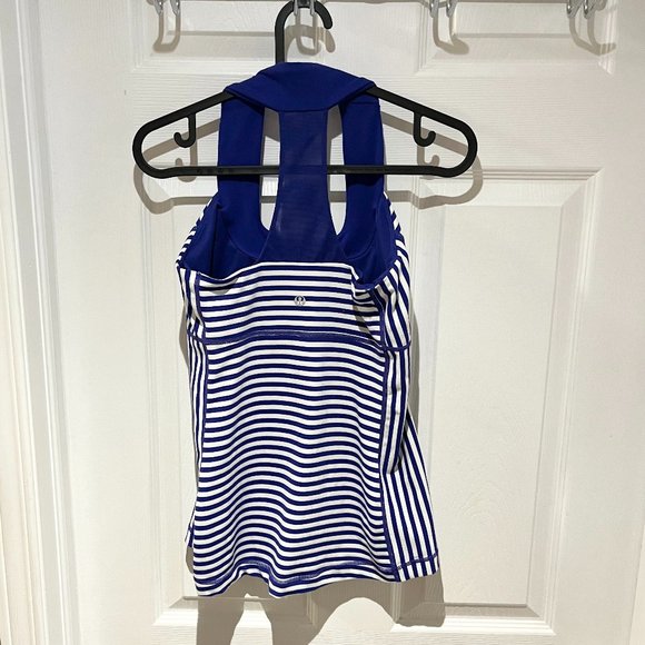 Lululemon Scoop Neck Tank - Picture 6 of 12